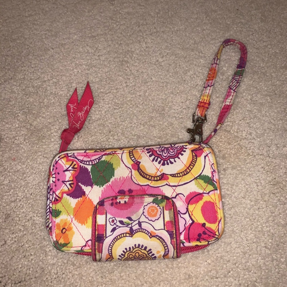 vera bradley wristlet